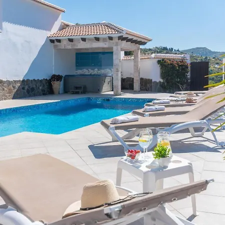 Javier By Ruralidays Tatil Evi